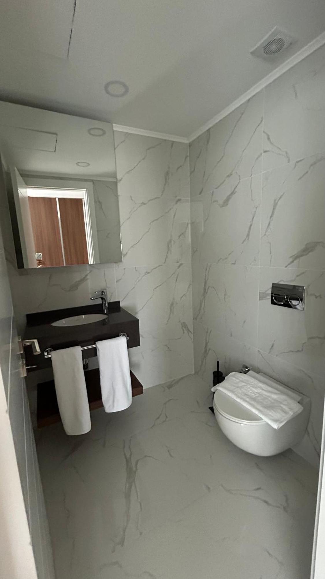 Grand Sapphire Resort Long Beach Trikomo Екстер'єр фото